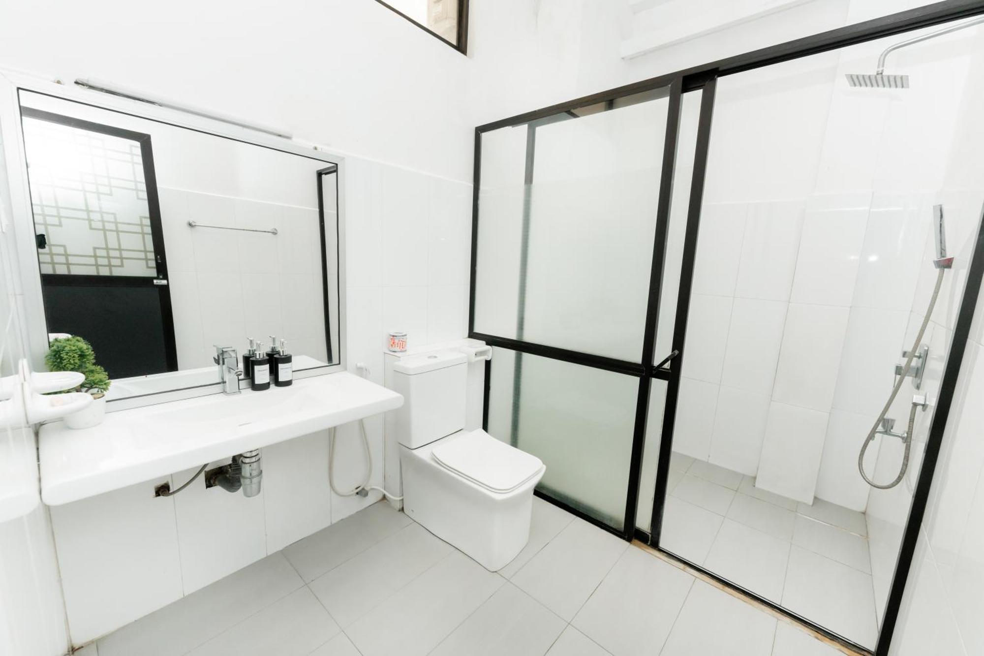 Hotel Vacanza Mirissa Bagian luar foto